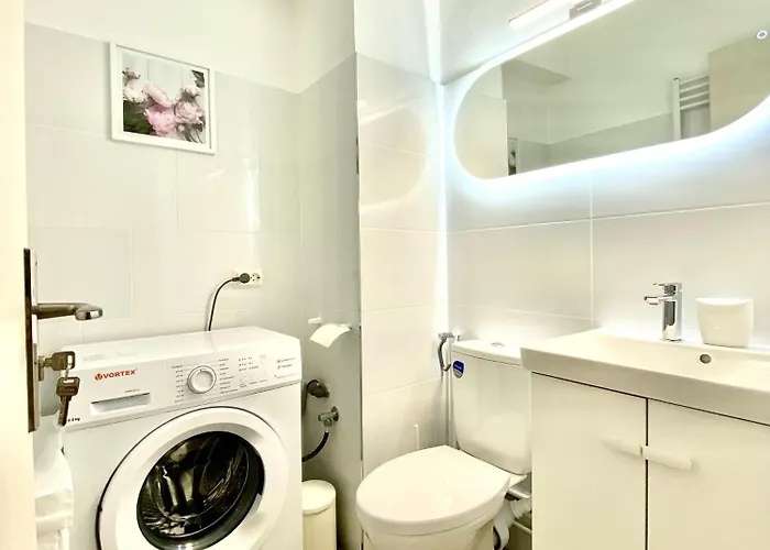 Union Experience - Center *